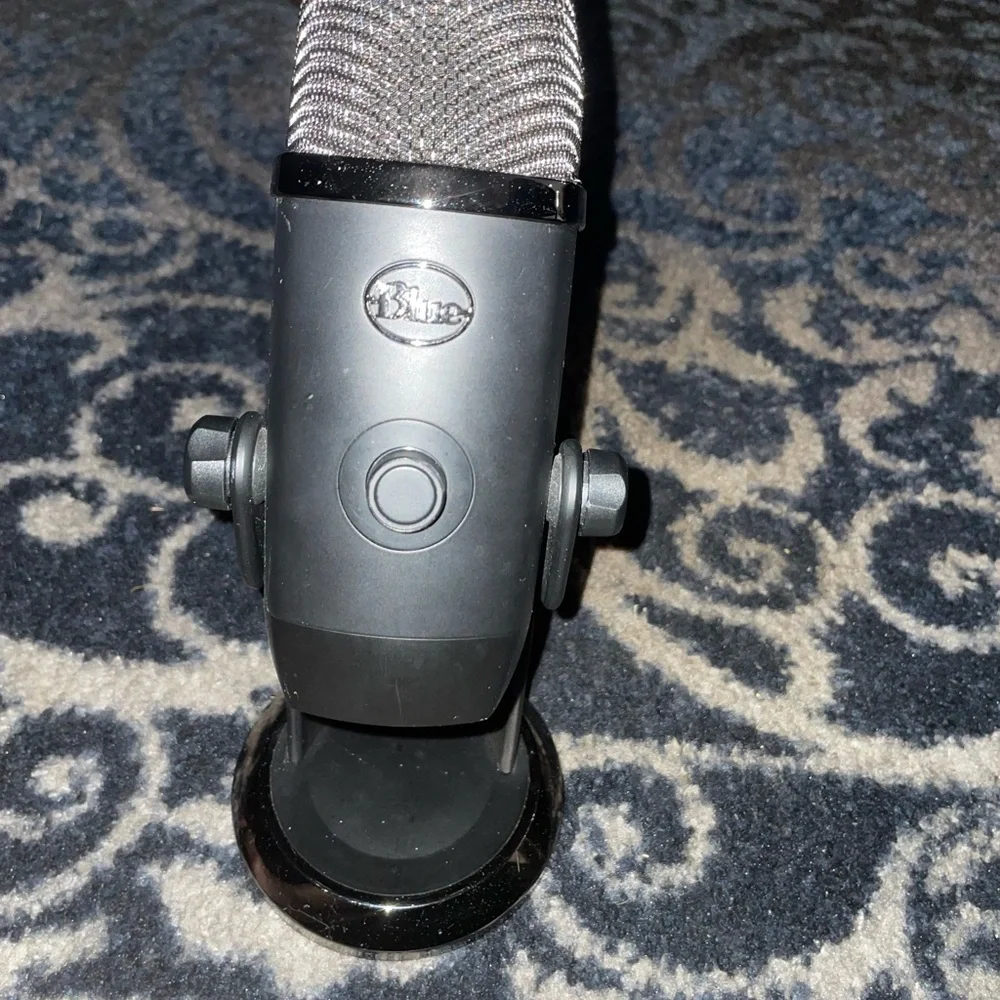 Yeti Black USB Microphone